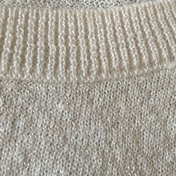 NWT Bonpoint Girls Pullover Short Sleeve Sweater. White with Iridescent Sheen. - Picture 10 of 11